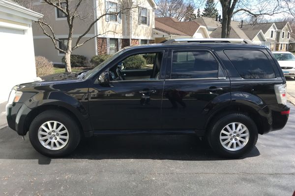 2010 Mercury Mariner 