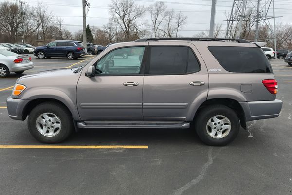 2002 Toyota Sequoia 