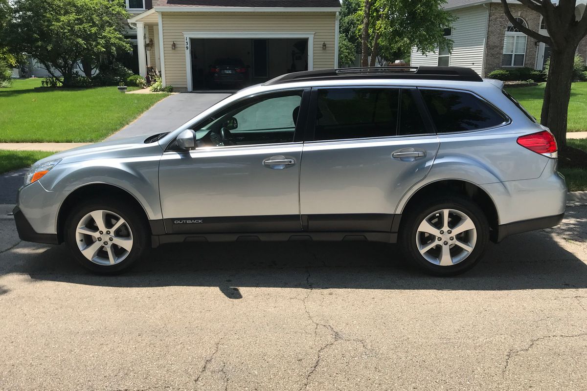 2013 Subaru Outback 2.5i Premium Wagon 4D For Sale (58,050 Miles ...