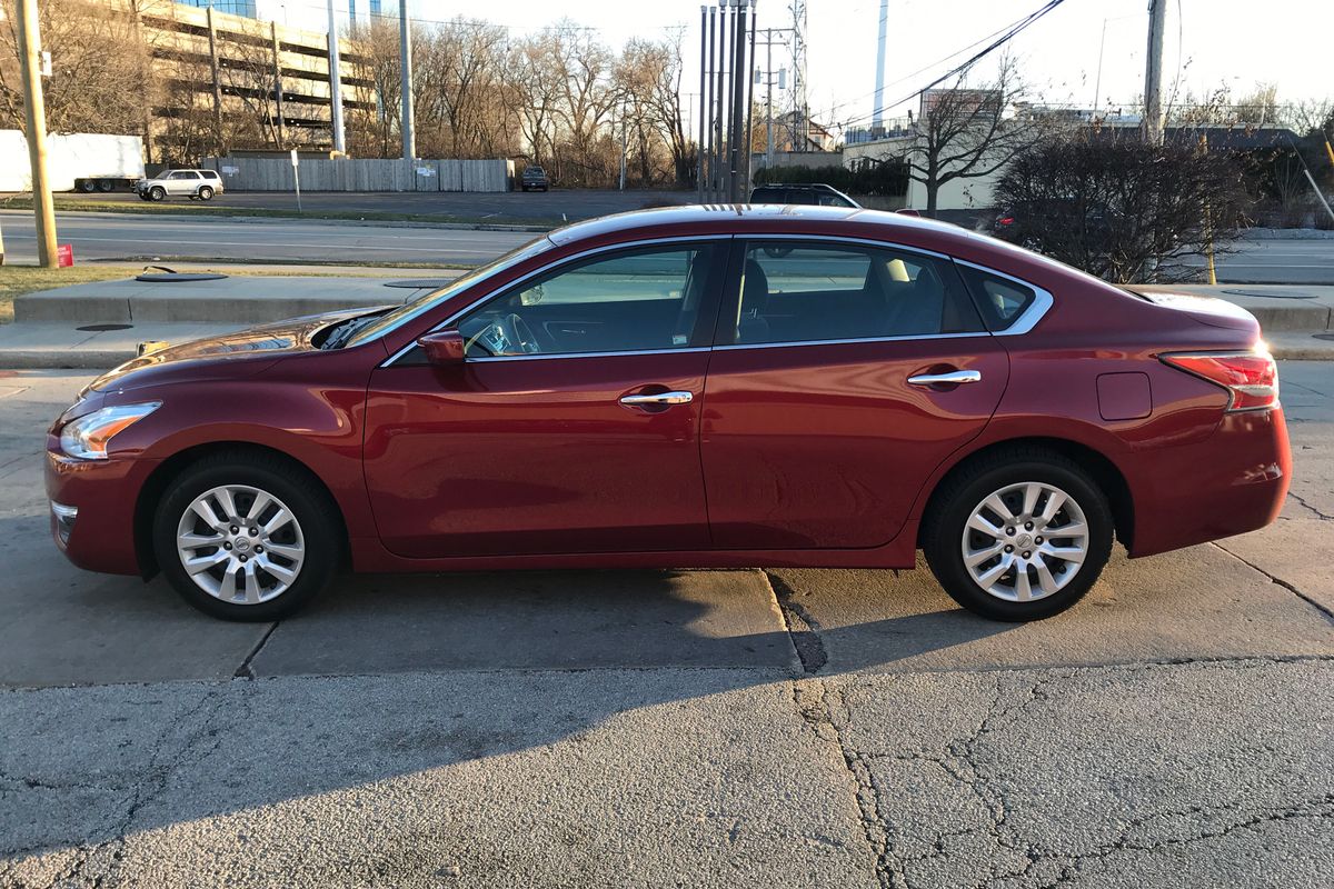 2015 Nissan Altima 2.5 S Sedan 4D for Sale (46,338 miles) | Swap Motors