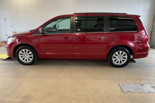 2012 best sale volkswagen routan