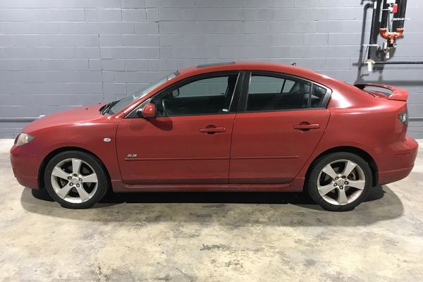 2005 MAZDA MAZDA3 