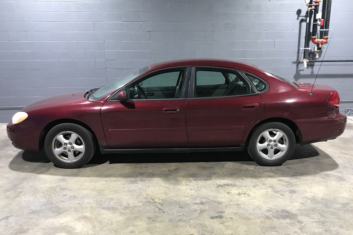 2006 Ford Taurus SEL Sedan 4D for Sale (230,336 miles) | Swap Motors