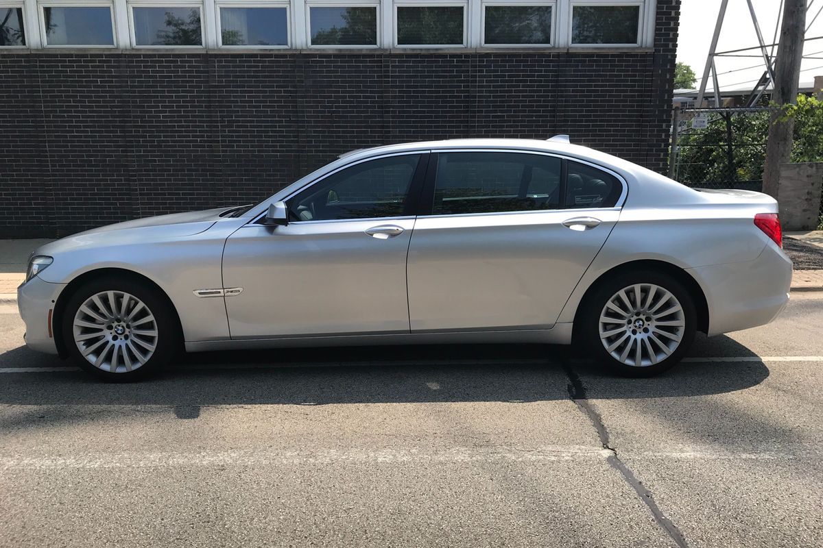 Bmw 750li xdrive 2010