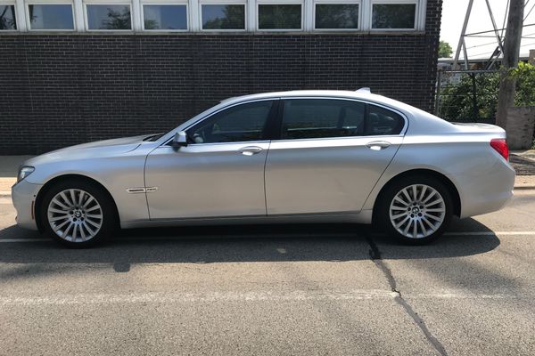 2010 BMW 7 Series 