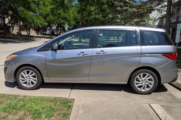 Mazda 5 best sale sport minivan